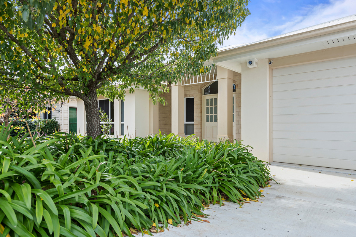 House Houses For Sale in Mount Lofty Toowoomba Sold