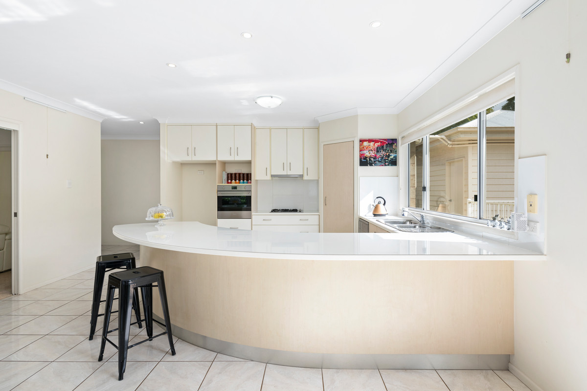 House Houses For Sale in Mount Lofty Toowoomba Sold