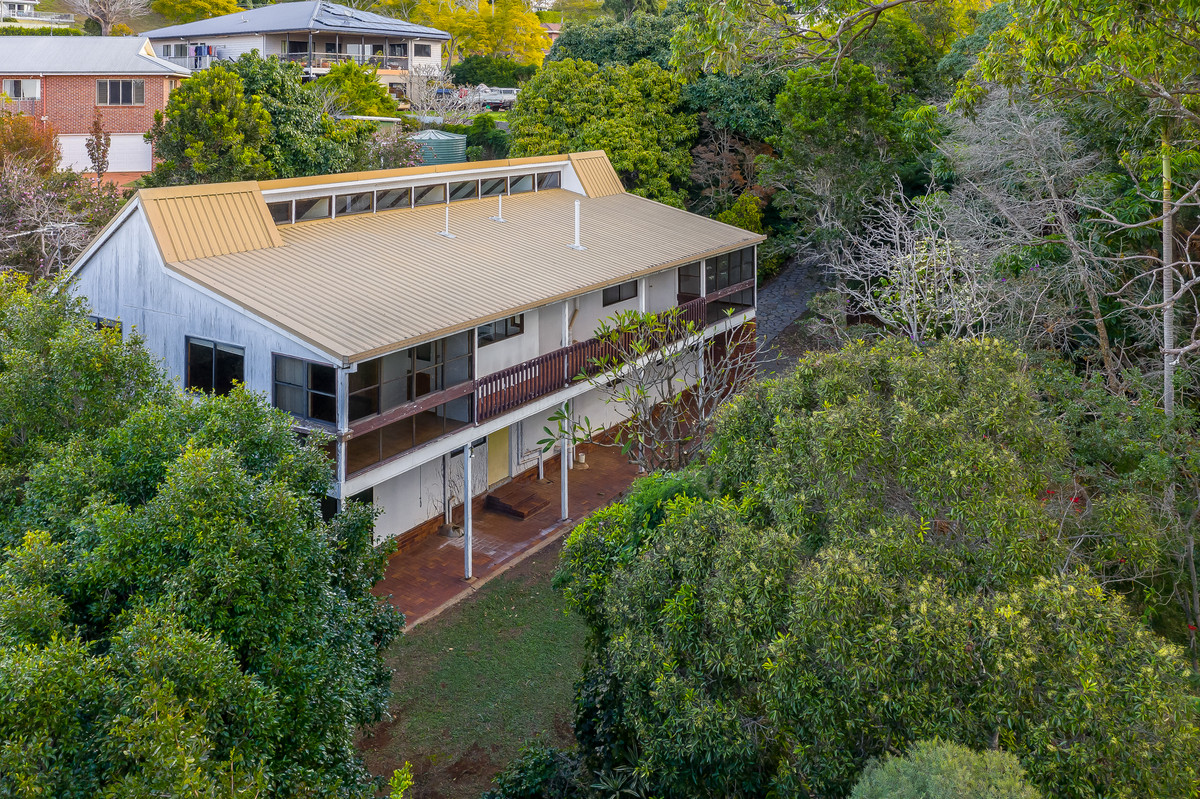 House Houses For Sale in Mount Lofty Toowoomba Sold