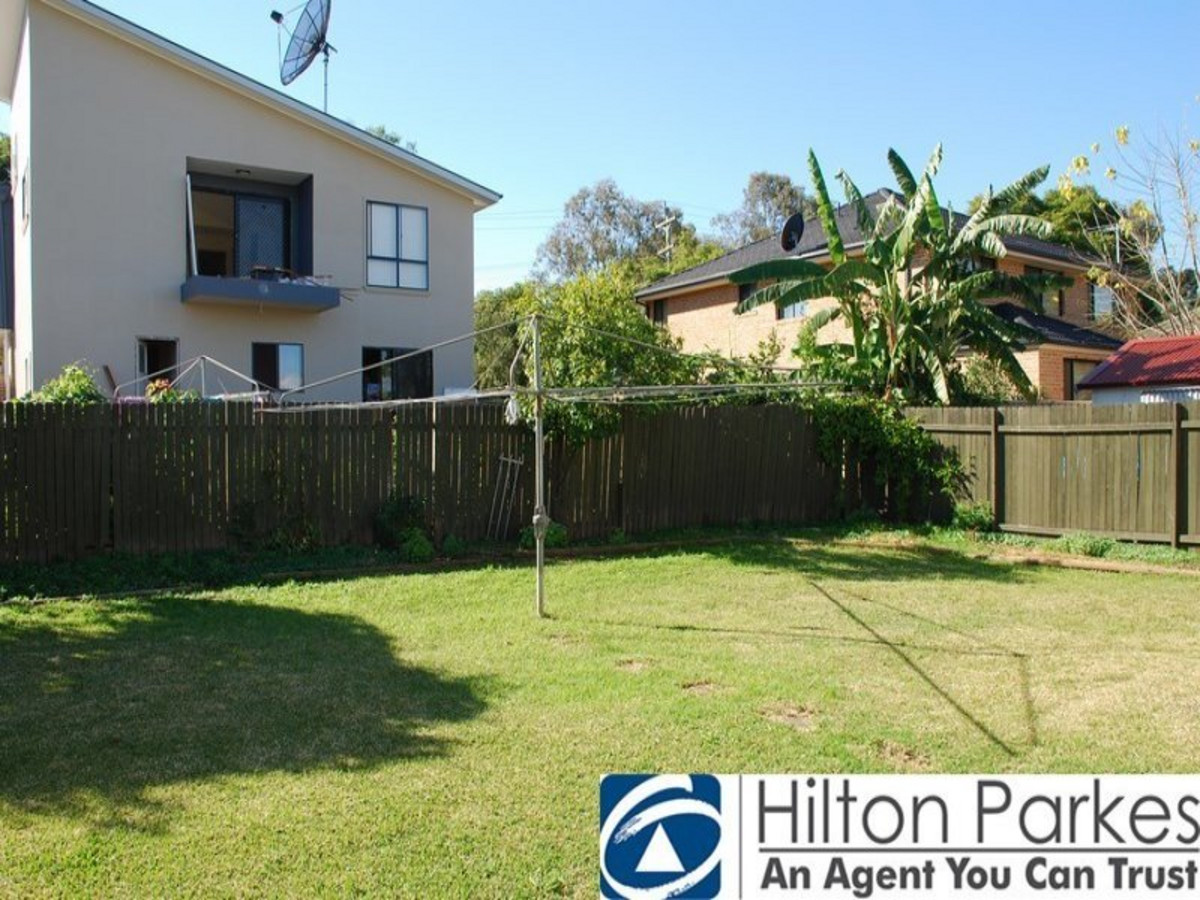 FOR THE FAMILY Hilton Parkes Real Estate