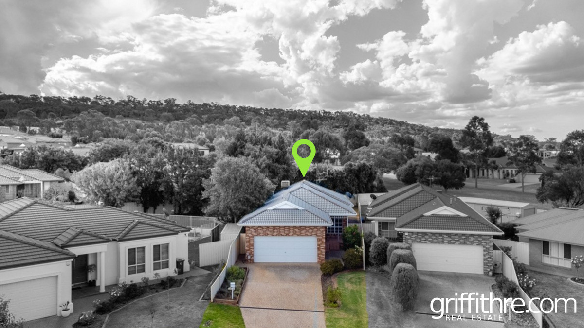  Free Standing Collina Townhouse