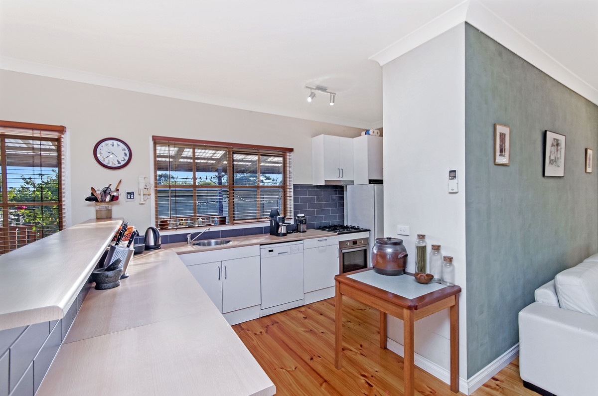 16 Black Street, Koroit VIC 3282