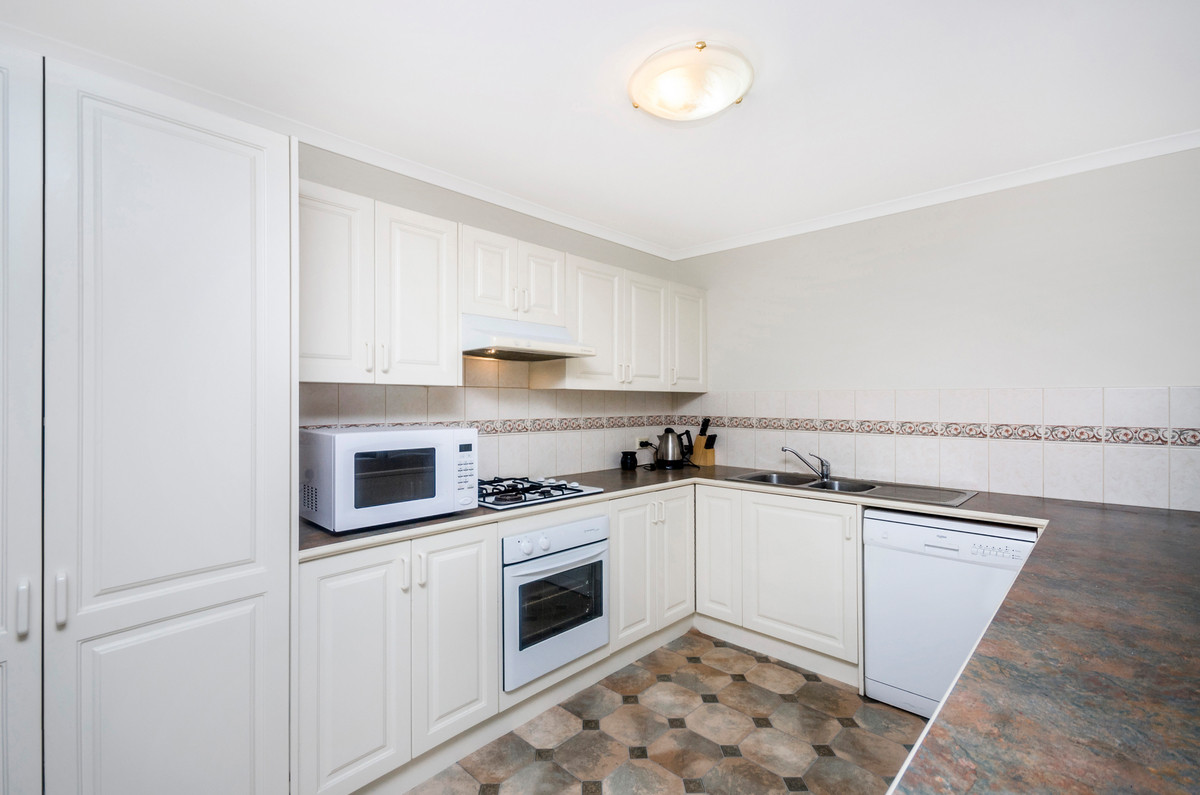 4 / 6 Aitkins Road, Warrnambool VIC 3280