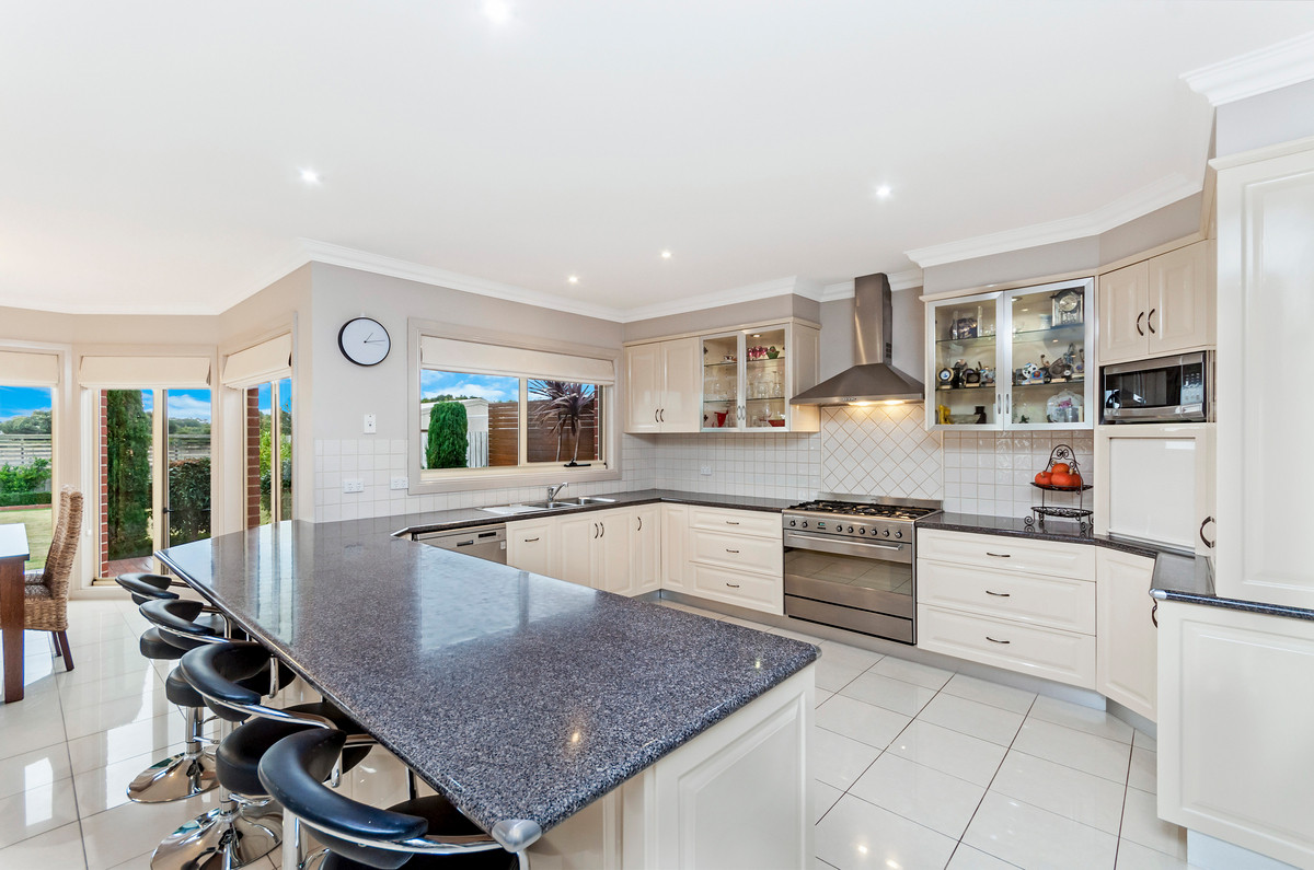 38 Toal Drive, Warrnambool VIC 3280