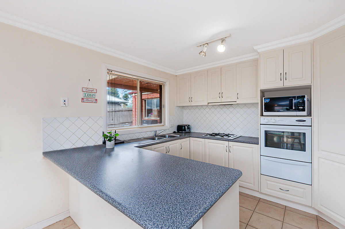 1 / 8 Aitkins Road, Warrnambool VIC 3280