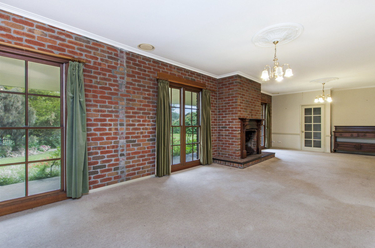 112 Station Street, Dennington VIC 3280 — Harris + Wood Real Estate 112 Station Street, Dennington VIC 3280 — Harris + Wood Real Estate