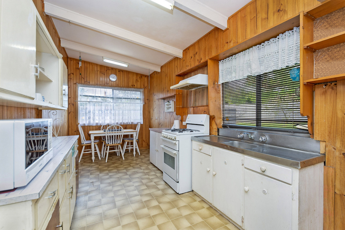 8 Bates Road, Warrnambool VIC 3280