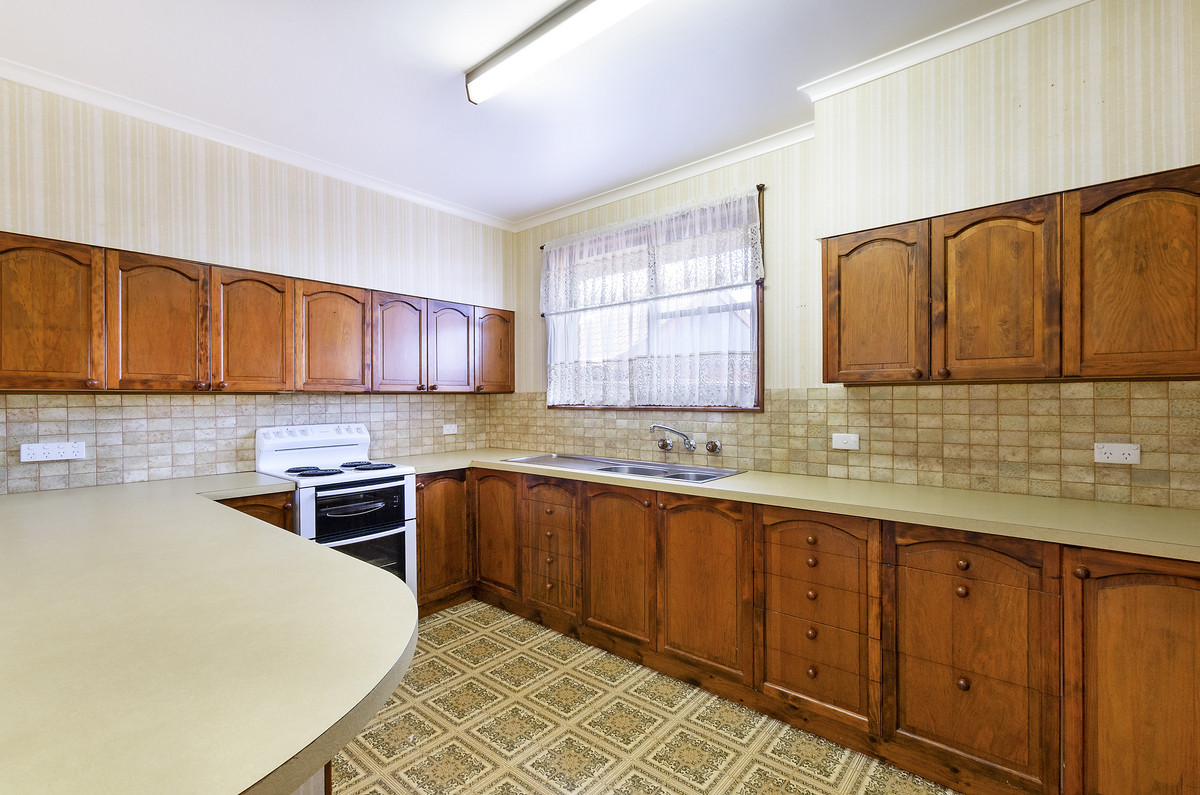 17 Nayler Crescent, Warrnambool VIC 3280