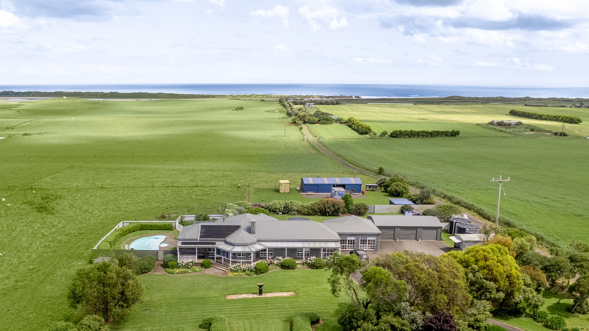 695 Princes Highway, Illowa VIC 3282 — Harris + Wood Real Estate