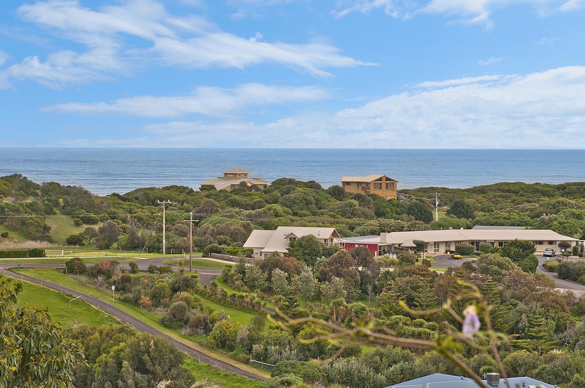 23 Hopkins Point Road, Warrnambool VIC 3280