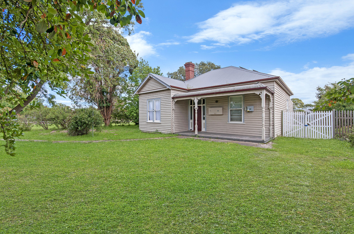 49 Burke Street, Mortlake VIC 3272