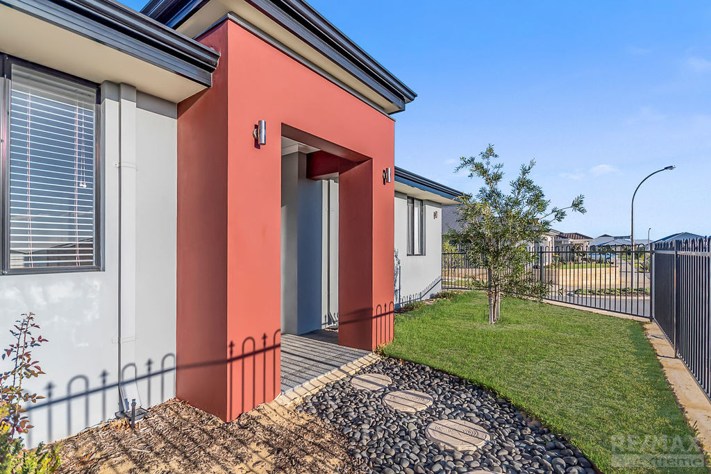 21 Gamboge Street Eglinton Western Australia House for Sale RE/MAX Australia 21 Gamboge Street Eglinton Western Australia House for Sale RE/MAX Australia