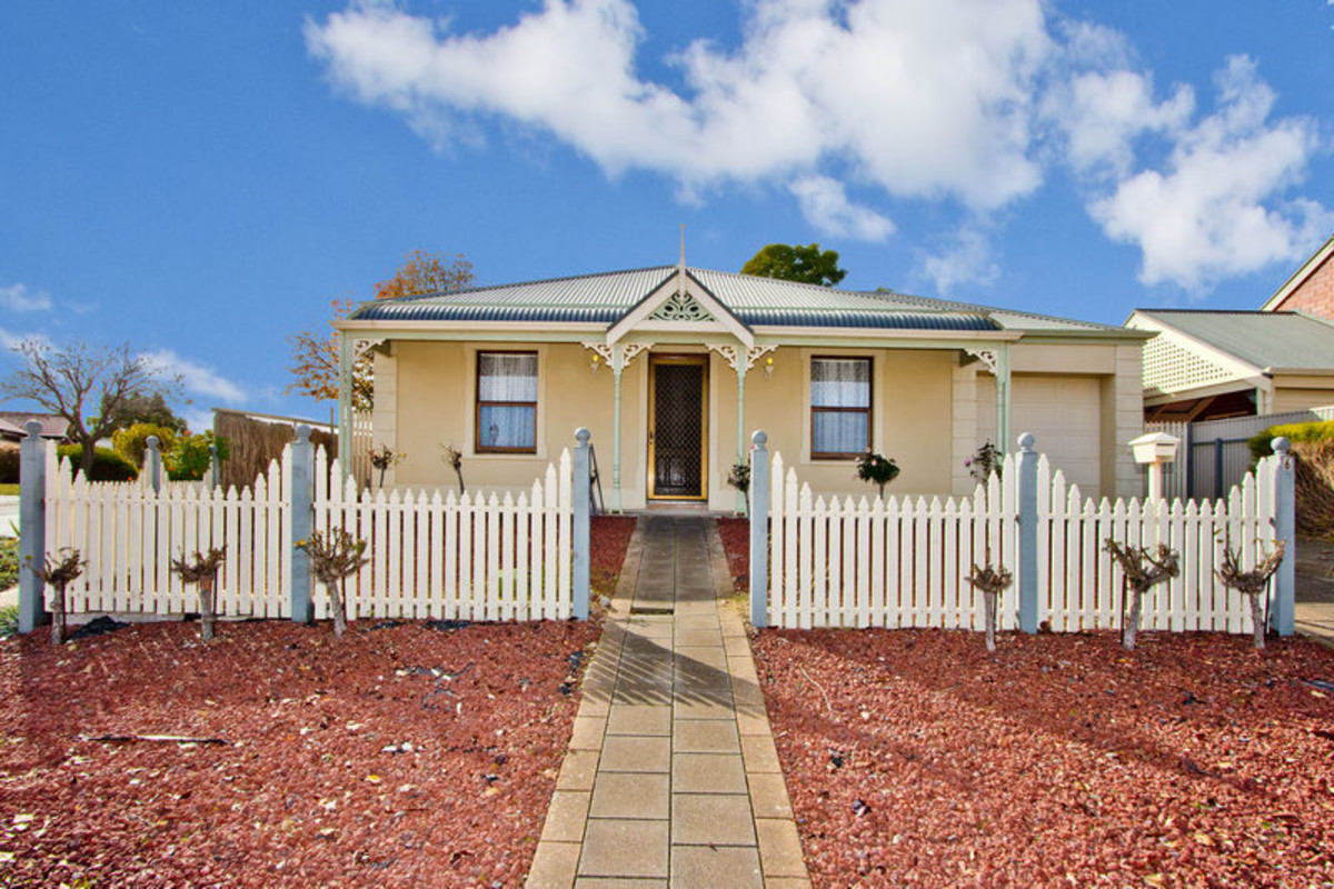 6 Glenmore Close, Greenwith SA 5125 (1262607)