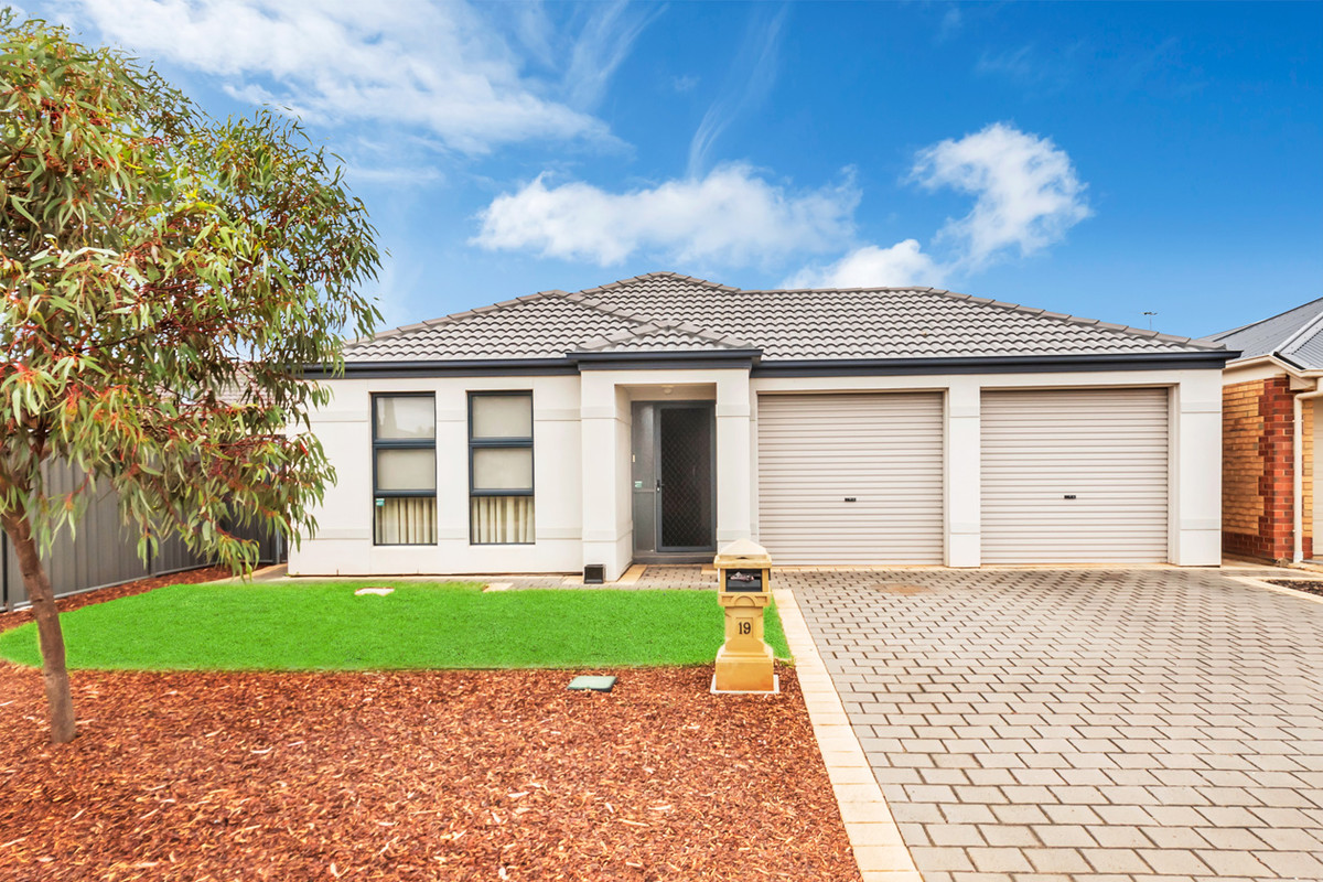 19 Oakwood Circuit, MUNNO PARA WEST SA 5115 (681242)
