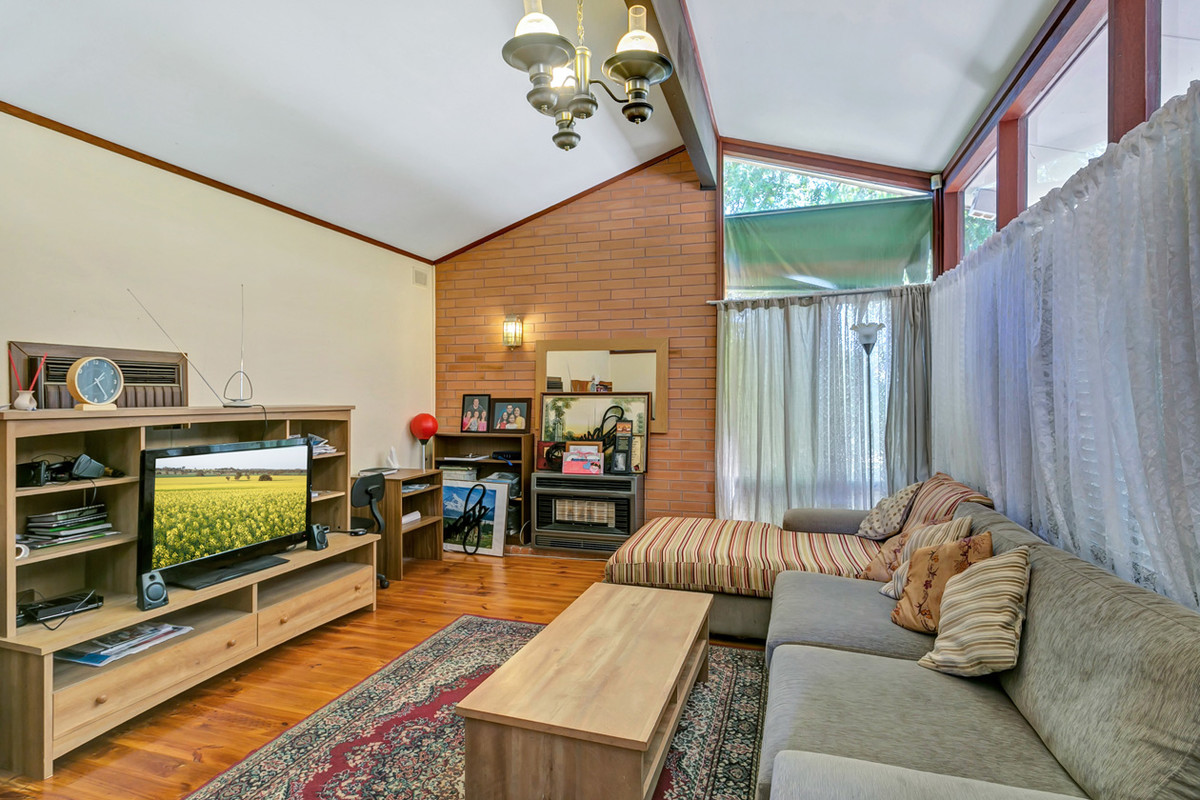 86 Armstrong Crescent, Modbury North SA 5092 (992181)