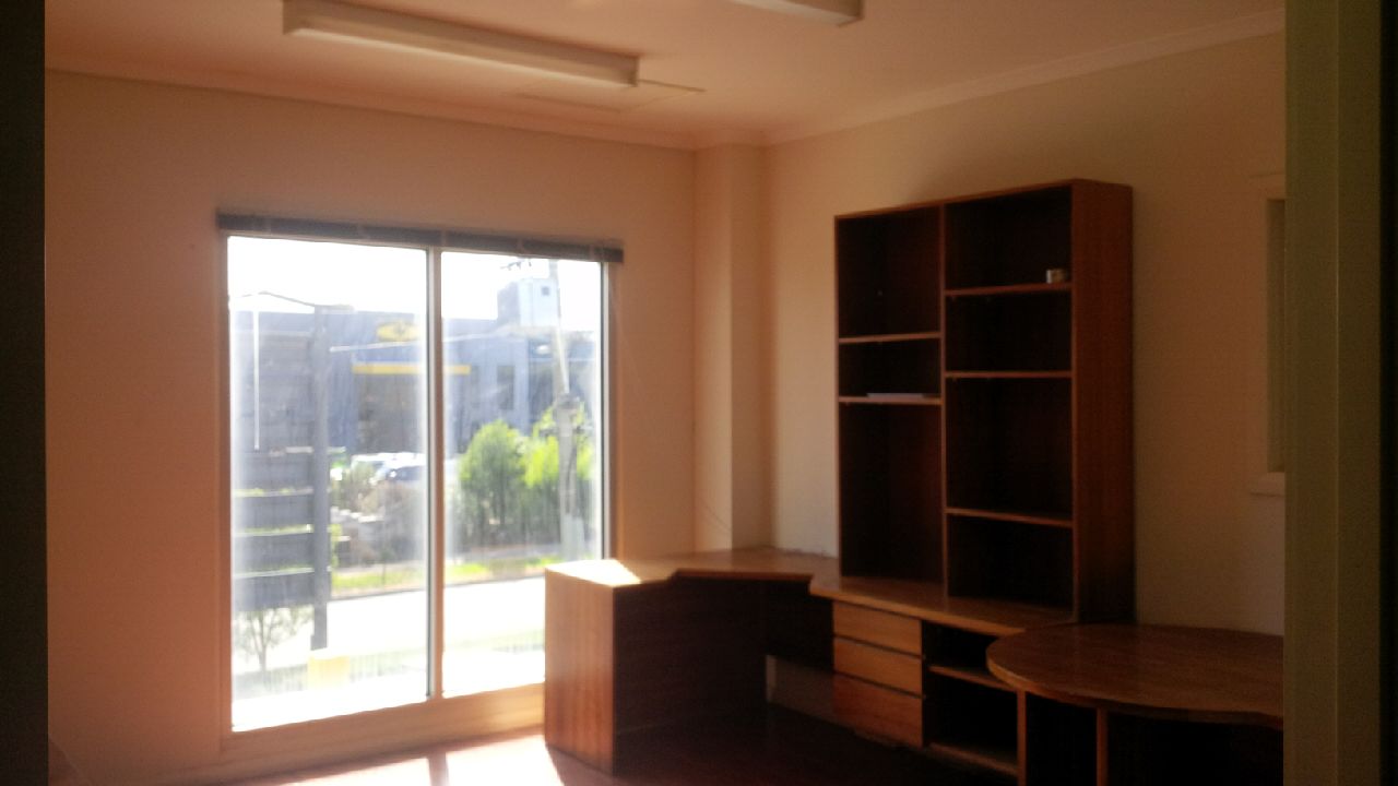 11/8-20 Brock Street, Thomastown Leased by Rutherfords Real Estate - image 3