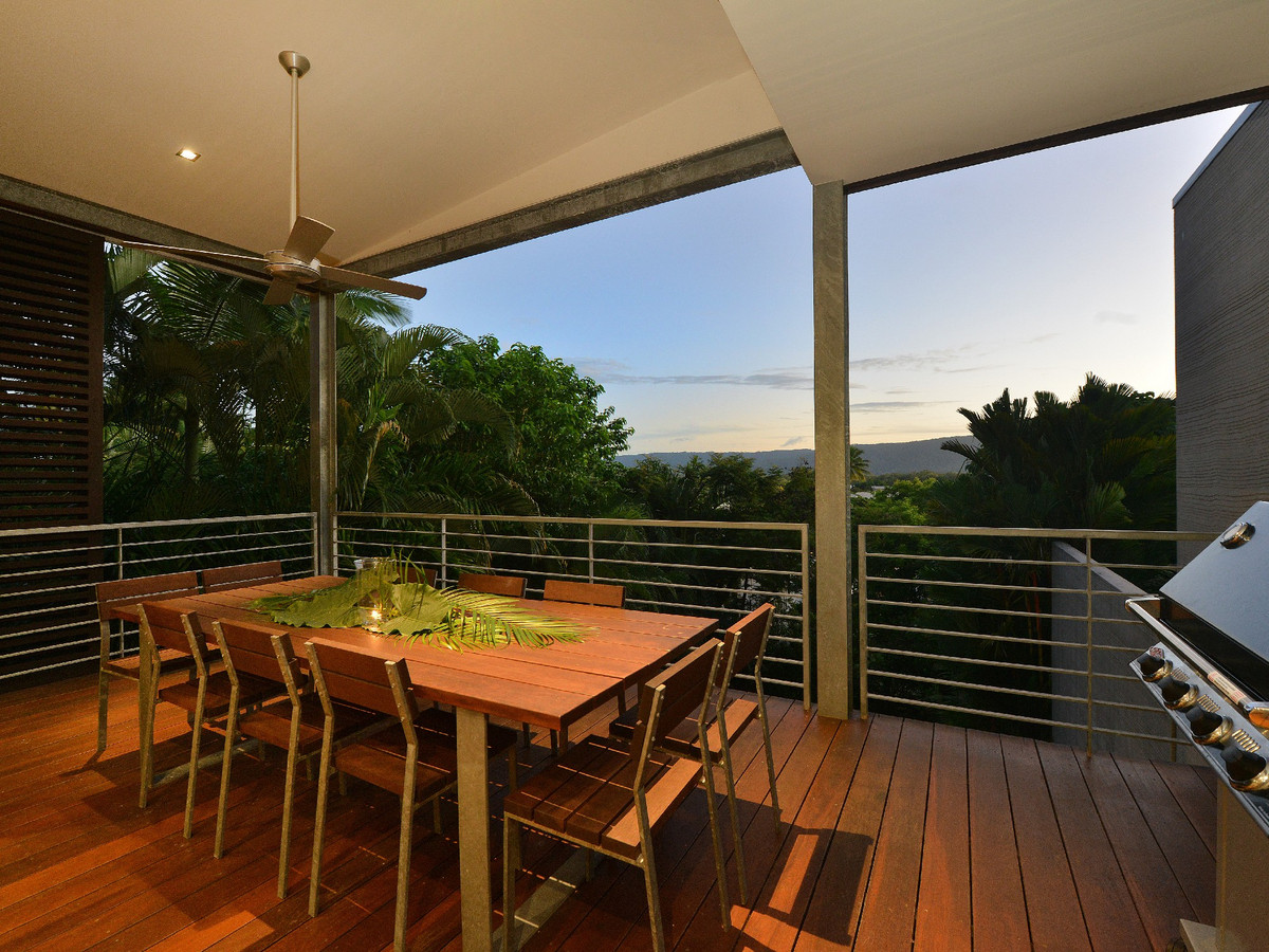 53B Murphy Street 4 Bedroom Villa Close to Town Port Douglas Getaways