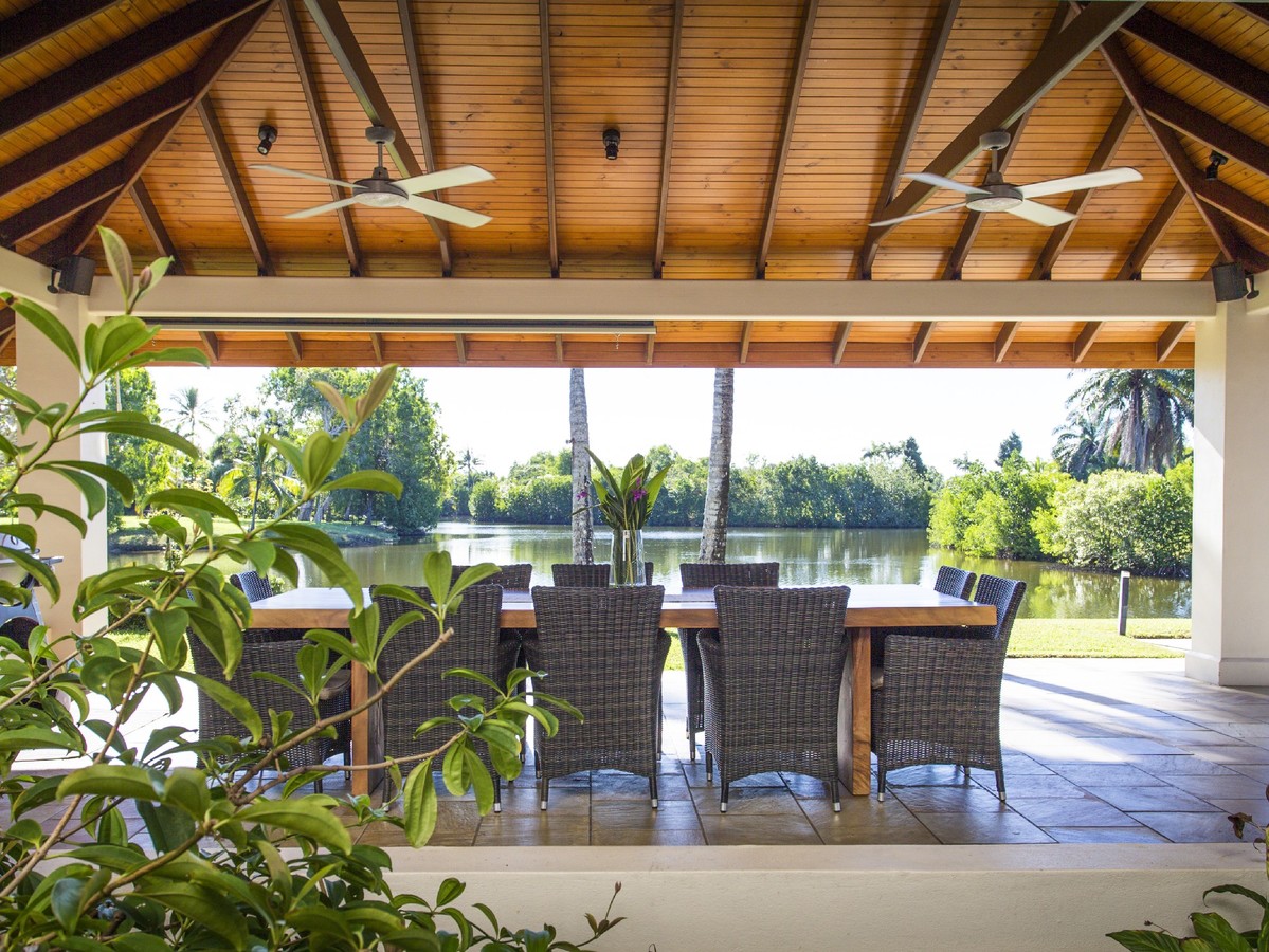 22 Ruby Close 5 Bedroom Home on the Lake Port Douglas Getaways