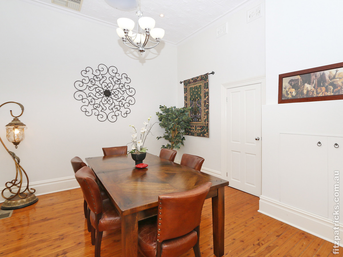 120 Kincaid Street Wagga Wagga • Fitzpatricks Real Estate Wagga Wagga