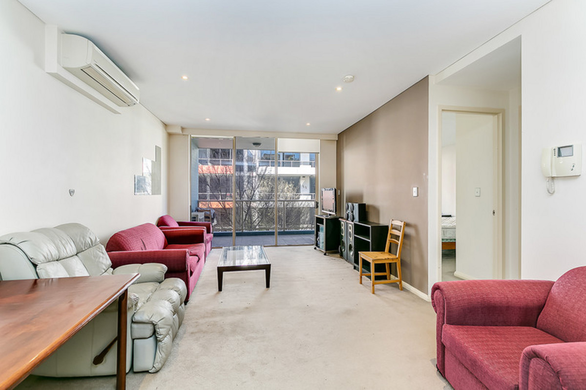 Furnished one bedroom apartment in Waterloo!