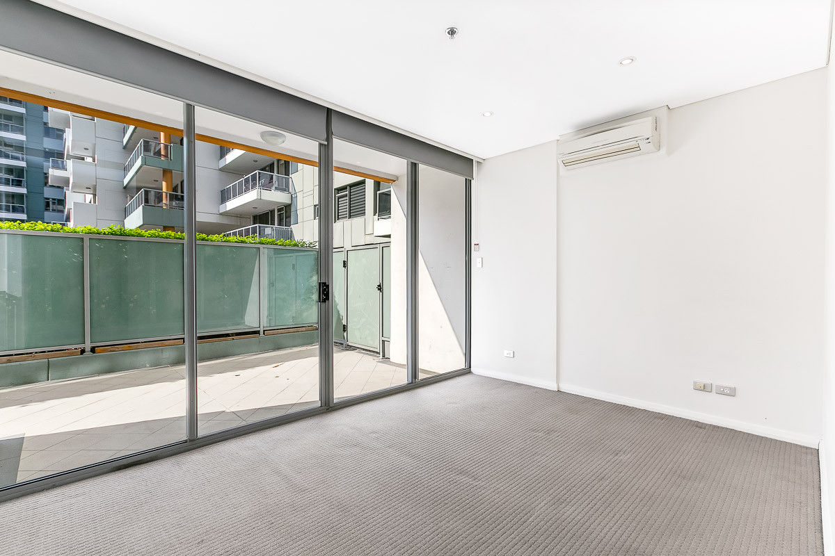 Lovely Two Bedroom Apartment in Waterloo!