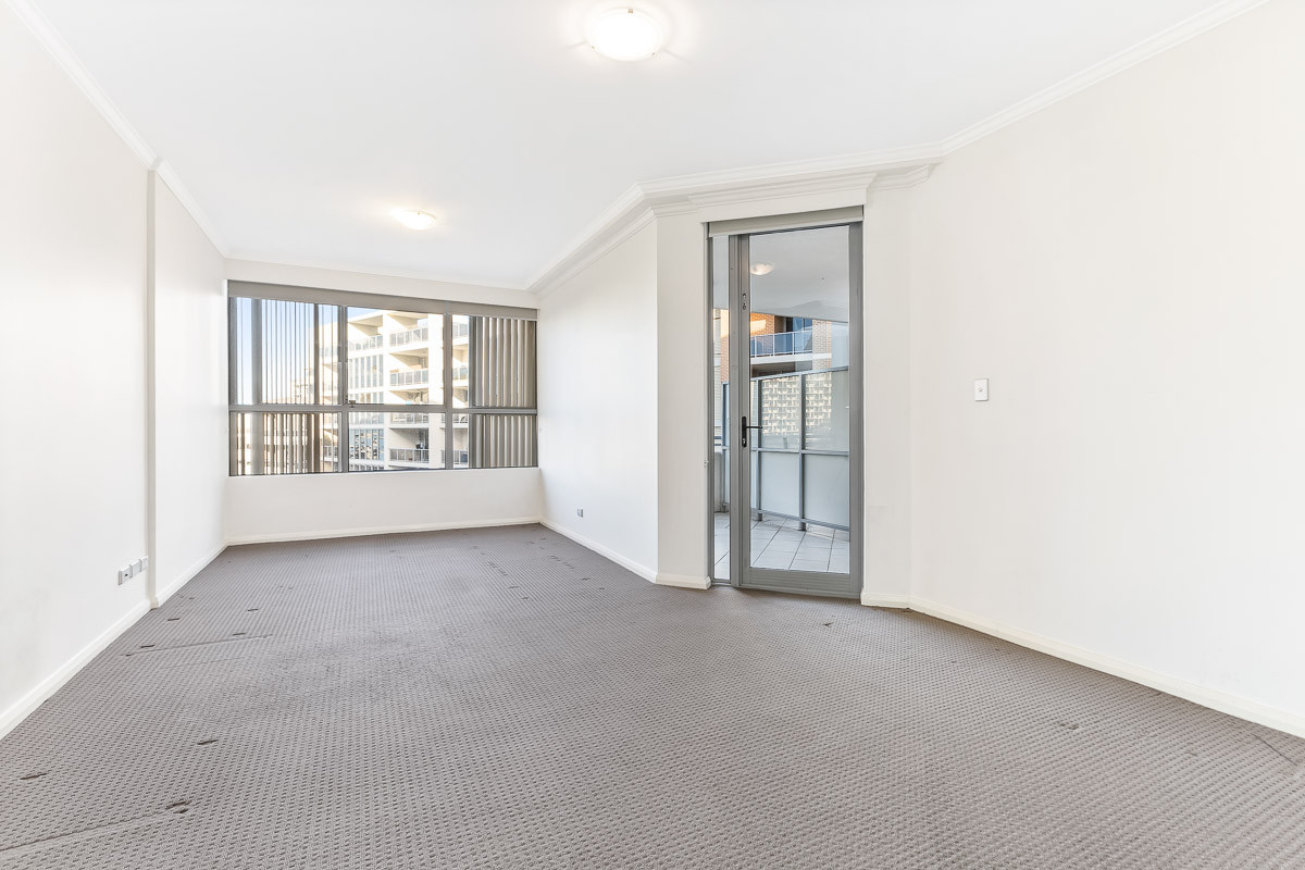 Spacious One Bedroom Apartment in Waterloo